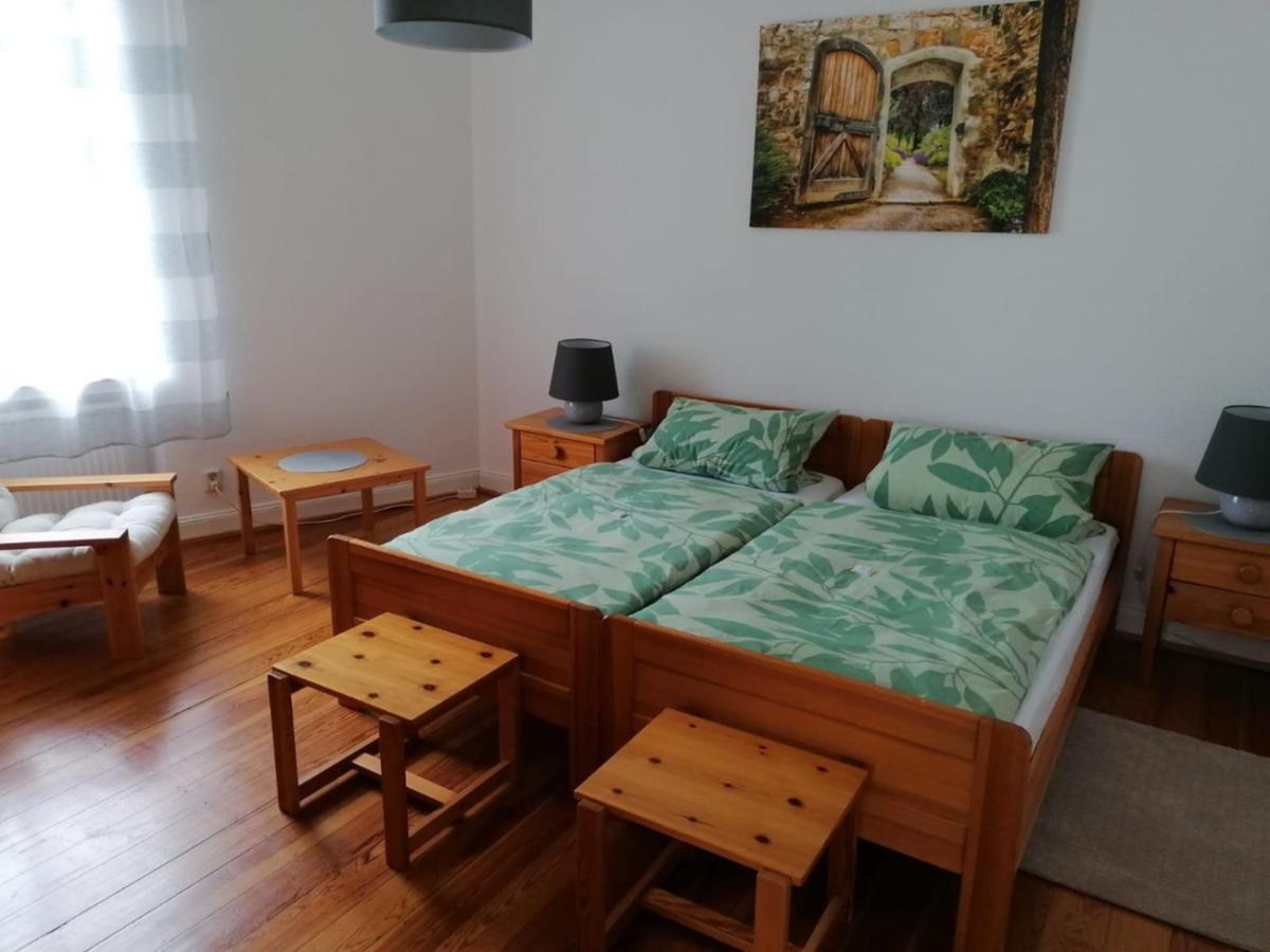 Mosel-Ferienwohnung Bewo 贝恩卡斯特尔-屈斯 外观 照片