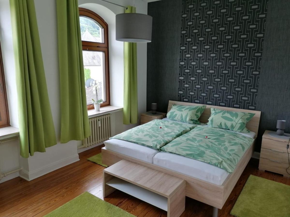Mosel-Ferienwohnung Bewo 贝恩卡斯特尔-屈斯 外观 照片