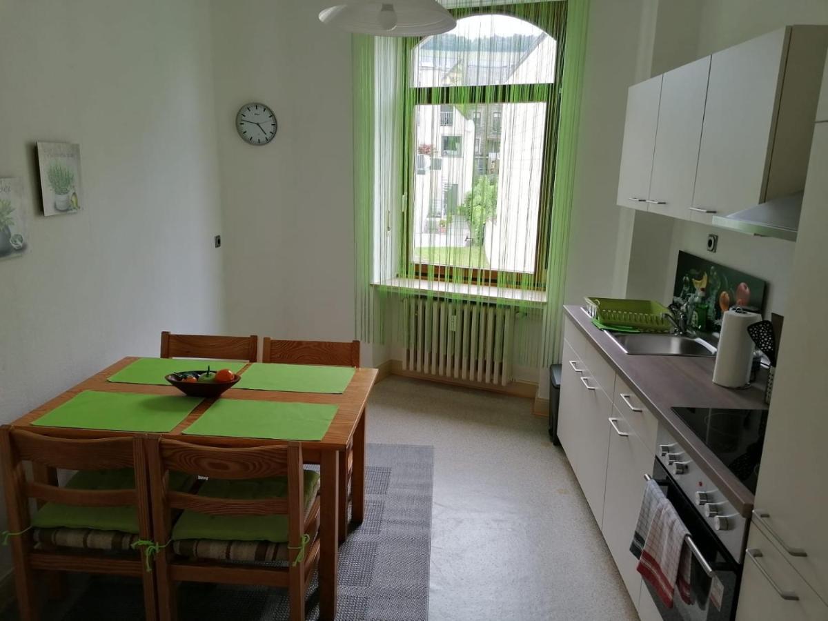 Mosel-Ferienwohnung Bewo 贝恩卡斯特尔-屈斯 外观 照片